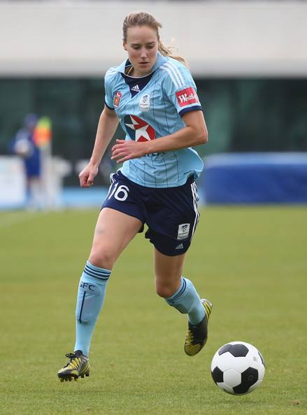 Ellyse Perry 9