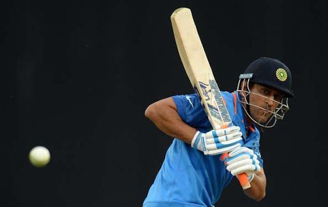 MS Dhoni batting ODI