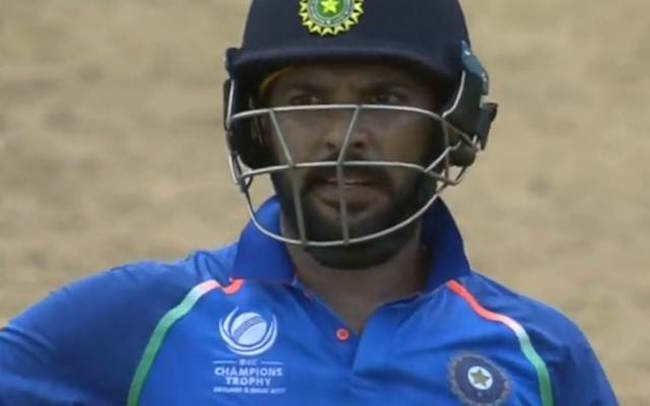 Yuvraj Singh wrong jersey