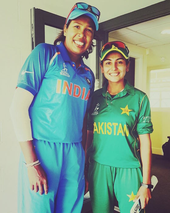 Jhulan Goswani, Kainat Imtiaz