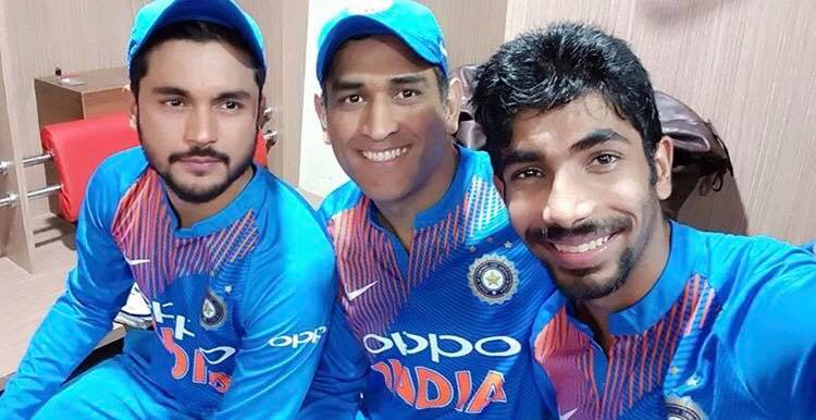 Manish Pandey, jasprit Bumrah, MS Dhoni