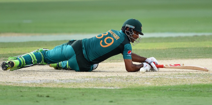 Fakhar Zaman falls down