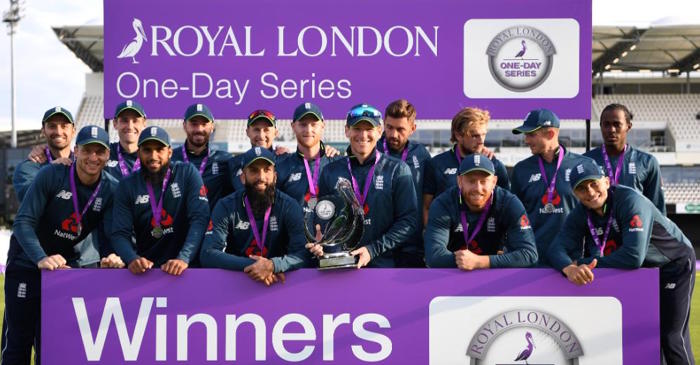 Twitter Reactions: Chris Woakes picks up a 5-fer as England clean sweep Pakistan to win the series 4-0