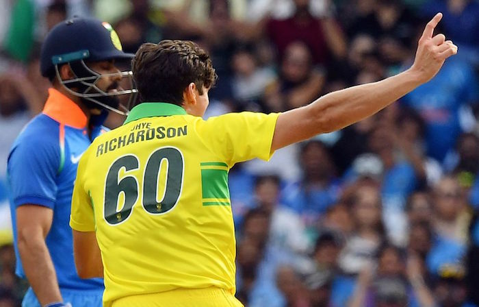 jhye-richardson-virat-kohli
