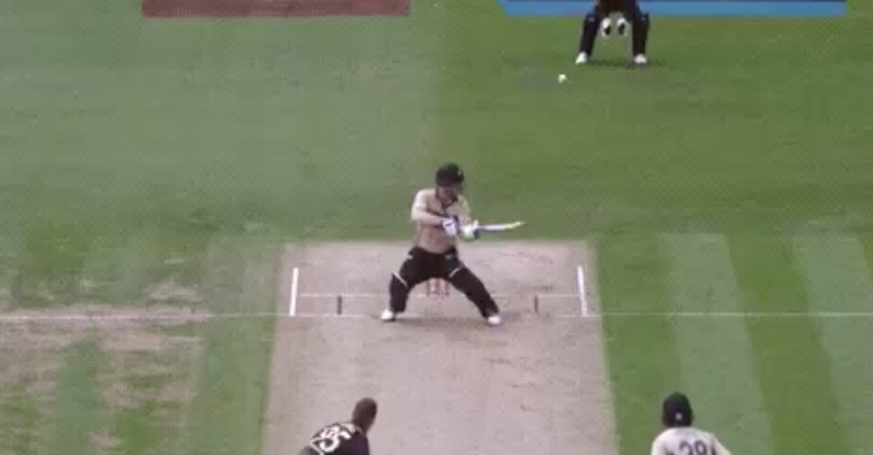 WATCH: James Neesham hits a reverse scoop off Daniel Sams in 2nd T20I against Australia