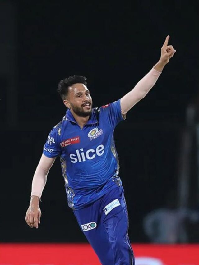 Top 5 best figures by Indian bowlers in the IPL history