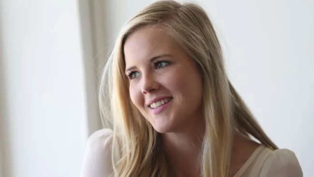Trent Boult’s wife Gert Smith