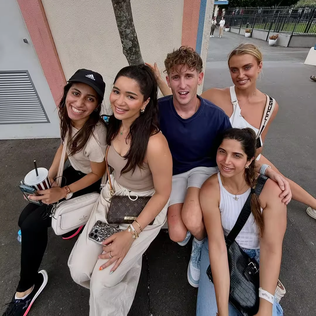 Sara Tendulkar with Grace Hayden and others