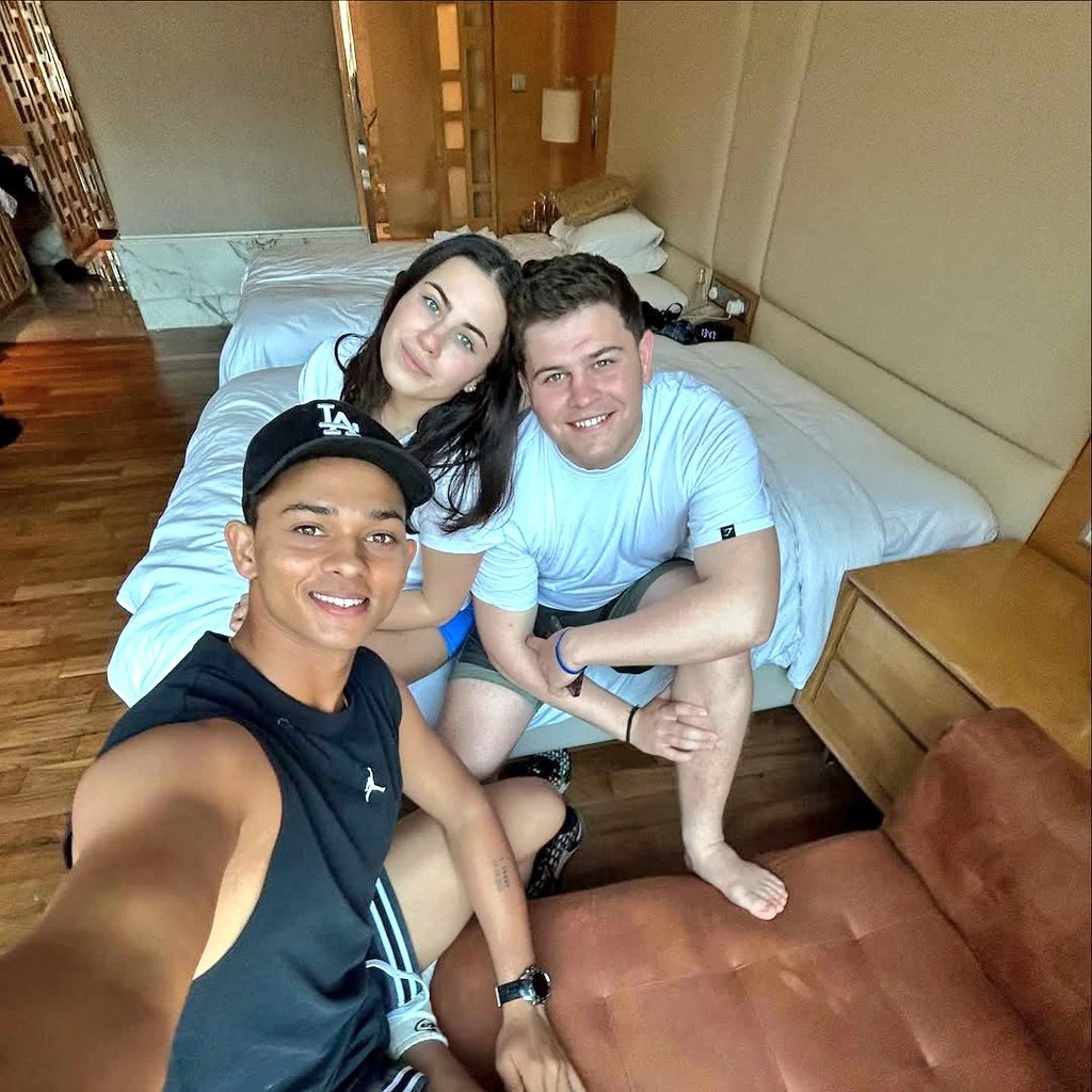 Yashasvi Jaiswal clicks a picture with his girlfriend Maddie Hamilton and her brother