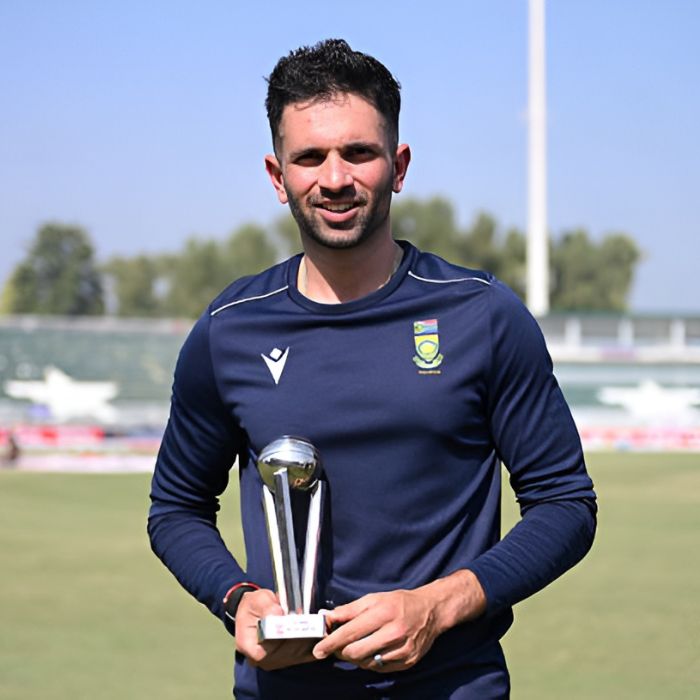 Keshav Maharaj 