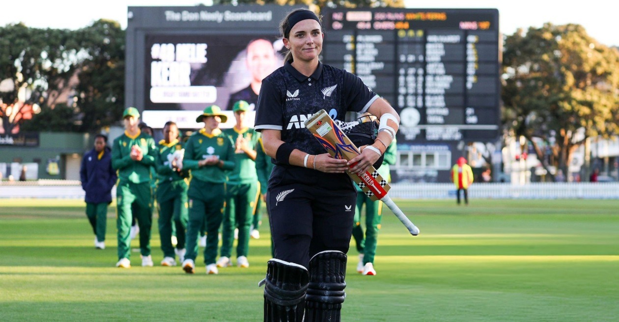 Amelia Kerr’s 179 powers New Zealand to series-leveling win over South Africa in 2nd Women’s ODI